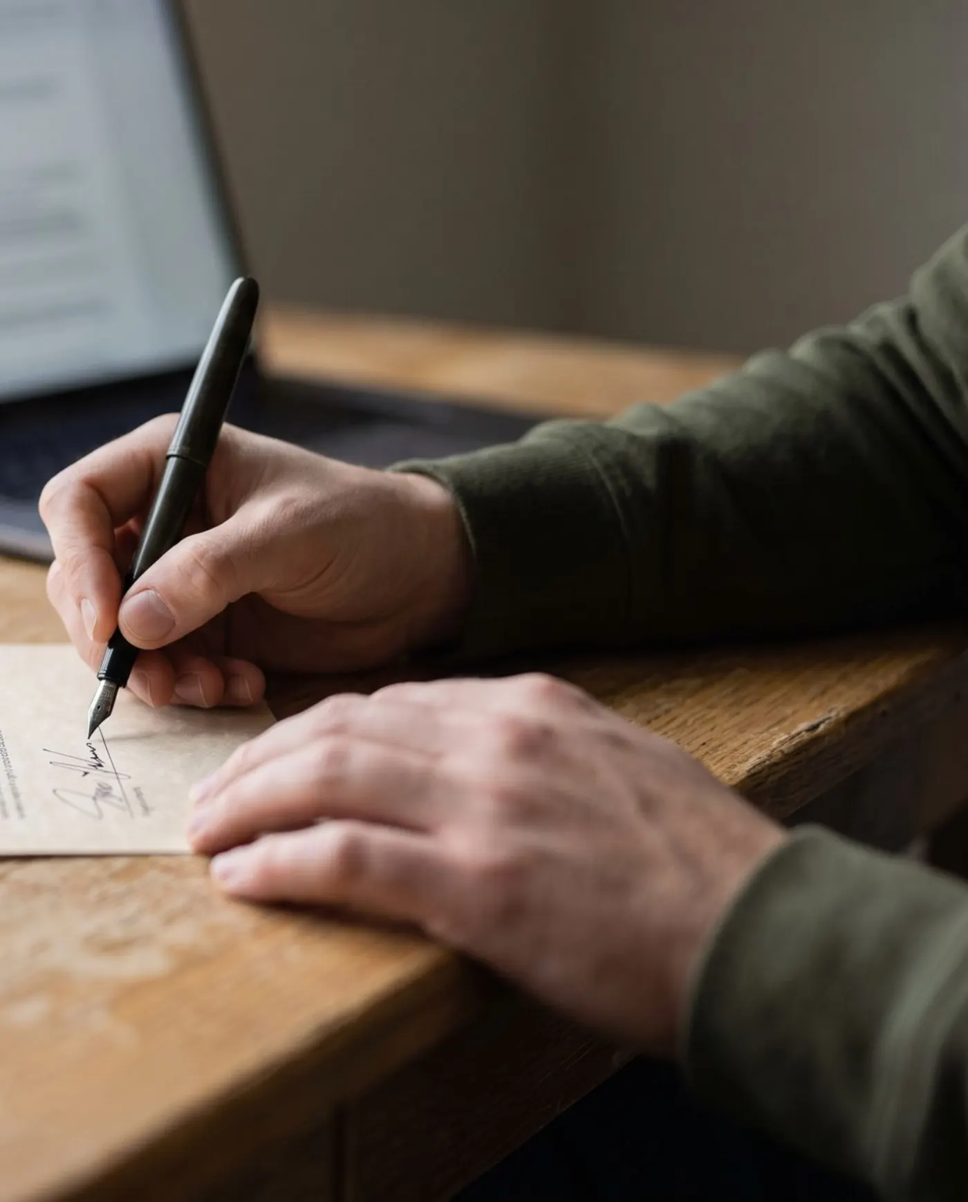 Firma de la orden de servicio para empezar a cobrar